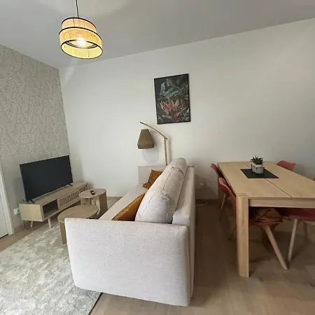 Le Balcon Fleuri - 9 Min Sanctuaires - Renove & Equipe - Calme Sur Cour - 4 Couchages