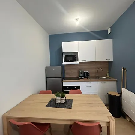 Le Balcon Fleuri - 9 Min Sanctuaires - Renove & Equipe - Calme Sur Cour - 4 Couchages 卢德