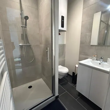 Le Balcon Fleuri - 9 Min Sanctuaires - Renove & Equipe - Calme Sur Cour - 4 Couchages 公寓 *