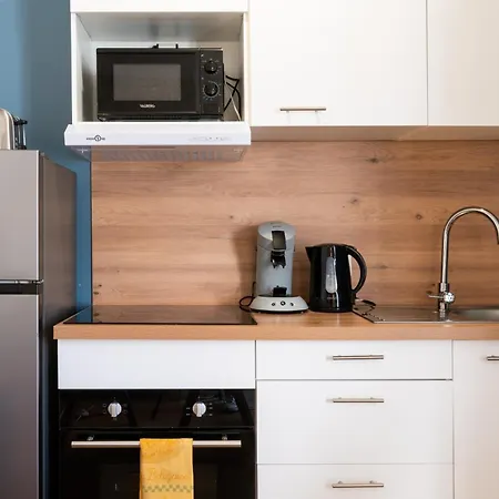 Le Balcon Fleuri - 9 Min Sanctuaires - Renove & Equipe - Calme Sur Cour - 4 Couchages Lourdes