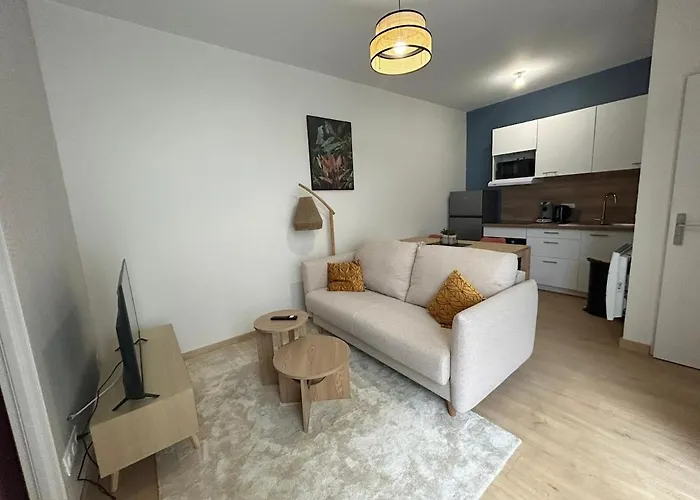 Le Balcon Fleuri - 9 Min Sanctuaires - Renove & Equipe - Calme Sur Cour - 4 Couchages *