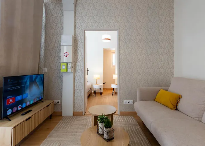 Le Balcon Fleuri - 9 Min Sanctuaires - Renove & Equipe - Calme Sur Cour - 4 Couchages Lägenhet *