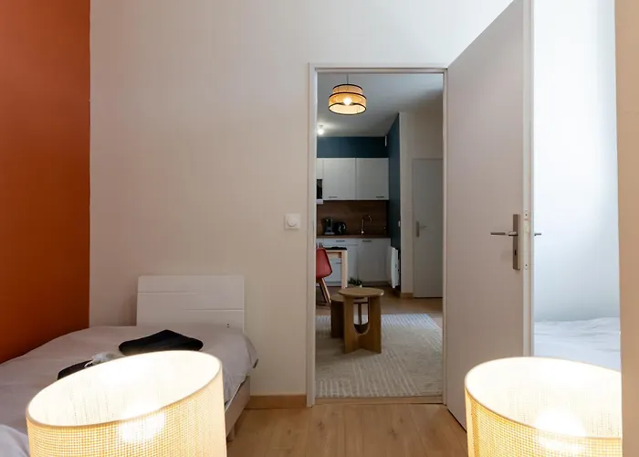 Le Balcon Fleuri - 9 Min Sanctuaires - Renove & Equipe - Calme Sur Cour - 4 Couchages *